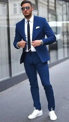20_Classic Colors_What to Wear to a Networking Event Men