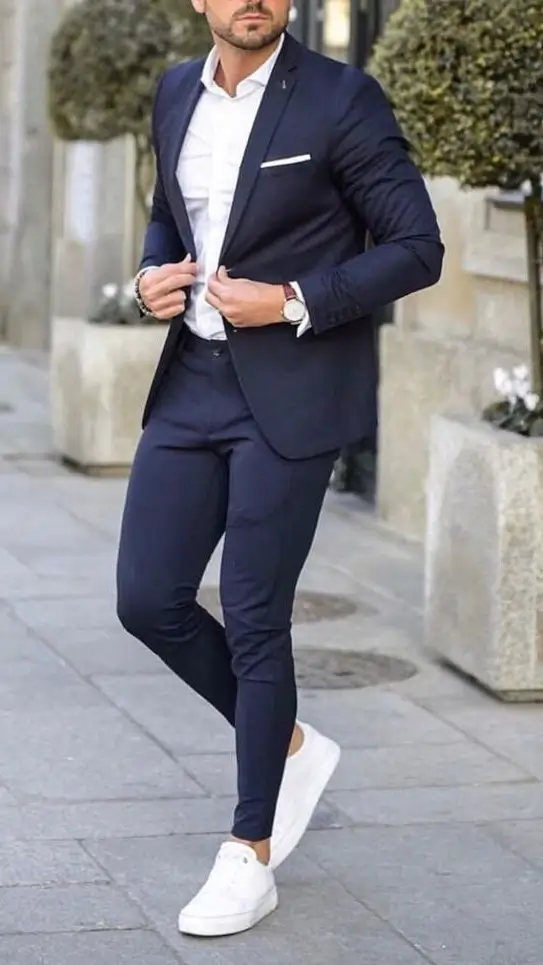 7._Networking Event Styles for Men_What To Wear To a Networking Event